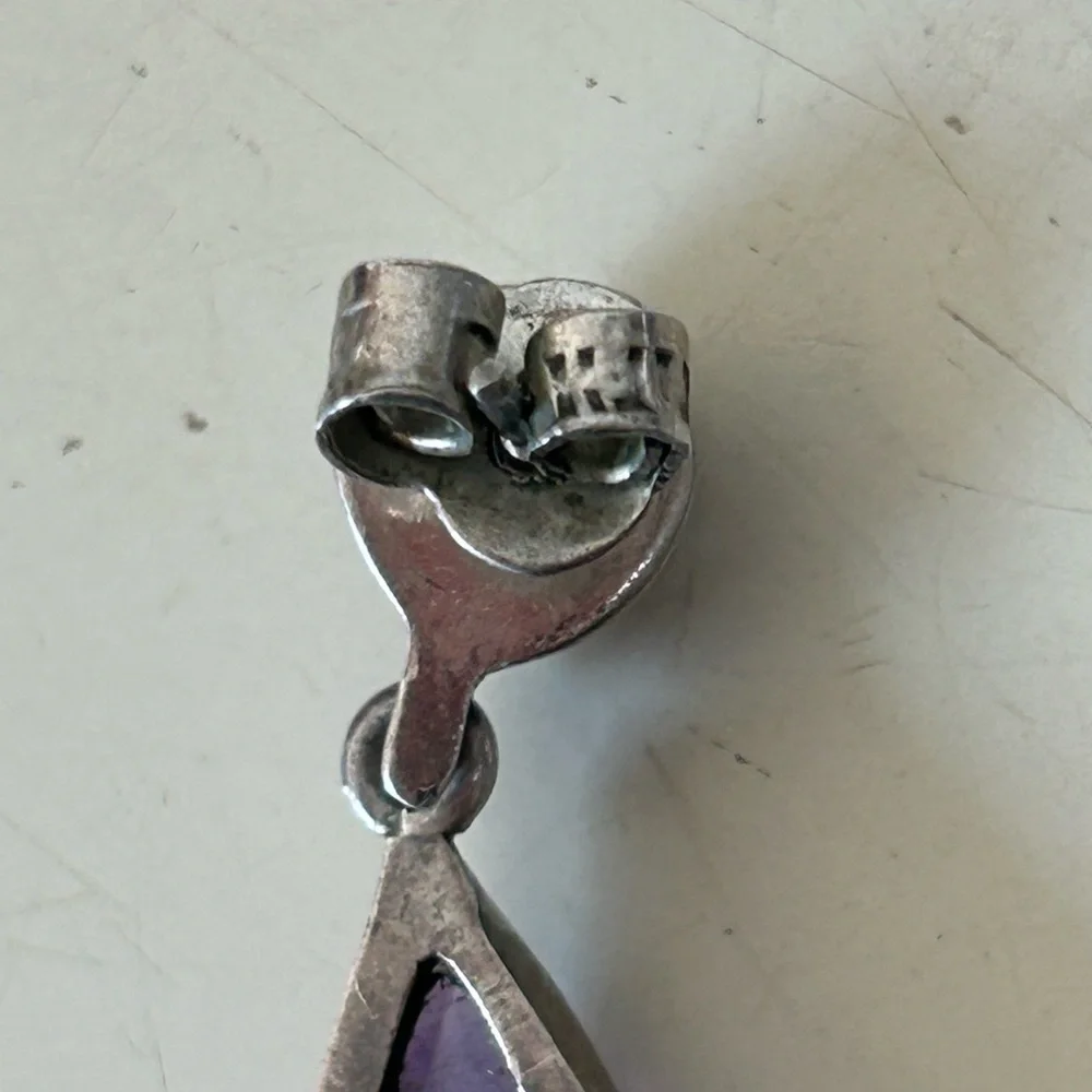 Very Unique Vintage Amethyst Dangle Earrings - Picture 6 of 14